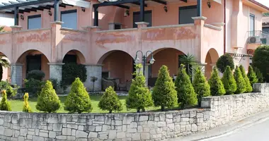 Apartamento 3 habitaciones en Pefkochori, Grecia