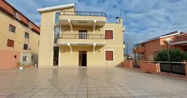 Hotel 856 m² w Bashkia Durres, Albania