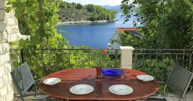 Haus 7 Schlafzimmer in Kroatien