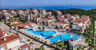Villa 4 bedrooms in Alanya, Turkey