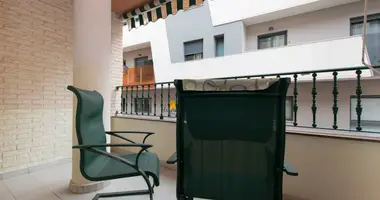Apartamento 3 habitaciones en Torrevieja, Španjolska