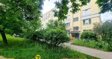 Apartamento 2 habitaciones en Maladetchna, Belarús