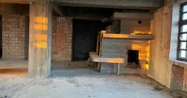 Casa 8 habitaciones en Senaki, Georgia