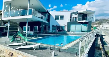 Квартира 5 спален в Demos Agiou Athanasiou, Кипр