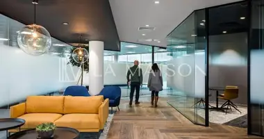 Офис 3 500 м² в Никосия, Кипр