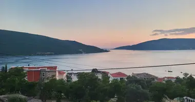 Działka w Kumbor, Czarnogóra
