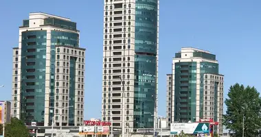 Oficina 77 m² en Minsk, Belarús