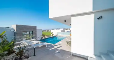 3 bedroom apartment in Chloraka, Cyprus