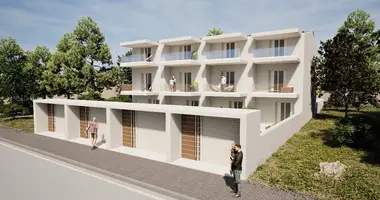 Apartamenty wielopoziomowe 4 pokoi w Nikiti, Grecja