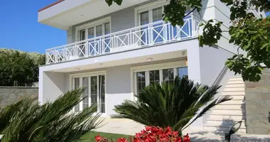 Villa 4 bedrooms in Lunder, Albania