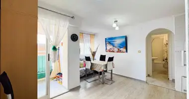 2 bedroom apartment in Torrevieja, Spain
