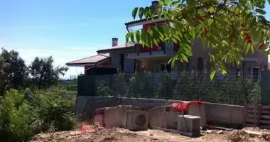 Townhouse 9 rooms in Terni, Italy