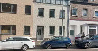Maison des revenus 150 m² dans Mönchengladbach, Allemagne