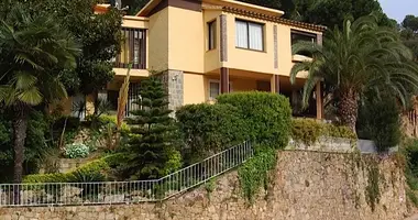Villa en Lloret de Mar, Španjolska