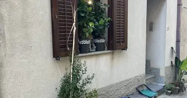 Квартира в Giuliana, Италия