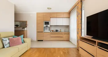 Commercial property 54 m² in Warsaw, Poland
