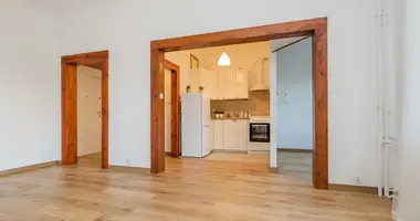 Квартира 2 комнаты в Варшава, Польша