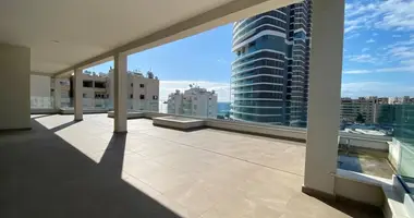 Penthouse 4 chambres dans Limassol, Chypre