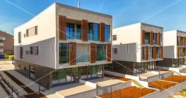 4 room apartment in Grad Rovinj, Croatia