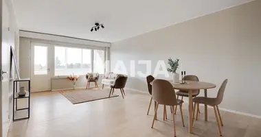 Wohnung 4 zimmer in Verwaltungsgemeinschaft Helsinki, Finnland