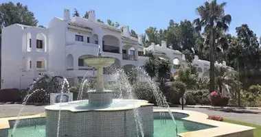 3 bedroom apartment in San Pedro Alcantara, Spain