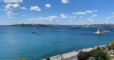 Wohnung 5 zimmer in Uskudar, Türkei
