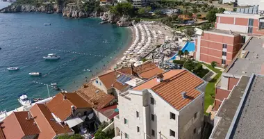 Hôtel 358 m² dans Przno, Monténégro