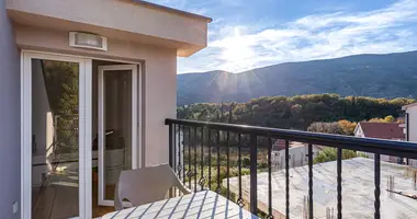 Apartamento 2 habitaciones en Herceg Novi, Montenegro