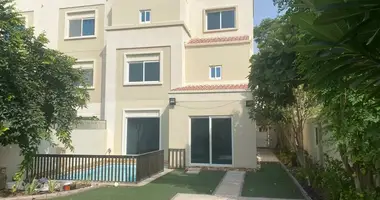 Villa 6 bedrooms in Abu Dhabi, United Arab Emirates