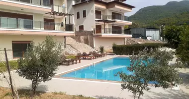 Villa Villa de 9 habitaciones en Degirmendere, Turquía