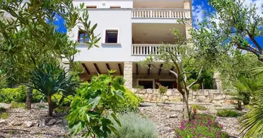 3 bedroom house in Opcina Pakostane, Croatia