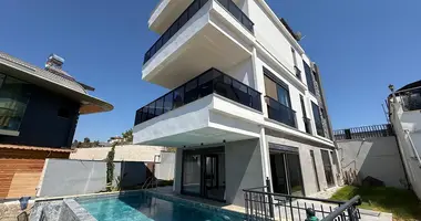 Villa 3 chambres dans Muratpasa, Turquie