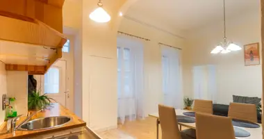 3 room apartment in Central Hungary, Hungary