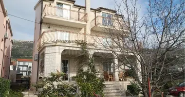 Дом 5 комнат в Kastel Stari, Хорватия