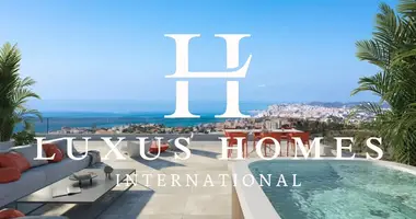 Penthouse 3 bedrooms in Fuengirola, Spain