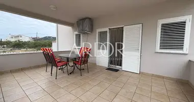 4 bedroom house in Barbat, Croatia