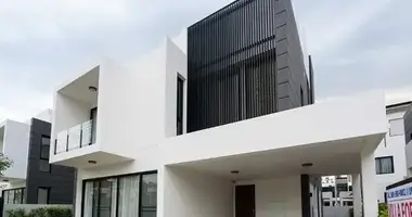 Villa 4 bedrooms in Choeng Thale, Thailand