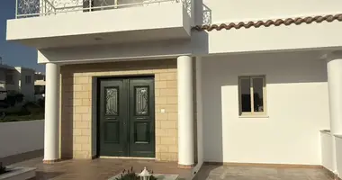 Casa 3 habitaciones en Pafos, Chipre