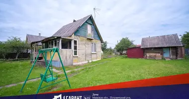 Casa en Piarezyrski sielski Saviet, Belarús
