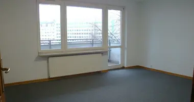 Квартира 3 комнаты в Варшава, Польша