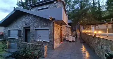 Квартира 6 спален в Мониатис, Кипр