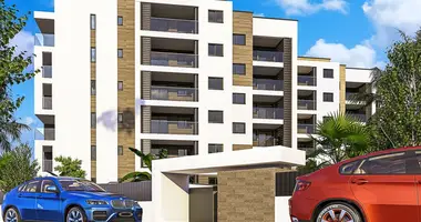 Apartamento 3 habitaciones en Urbanizacion Mil Palmeras, Španjolska