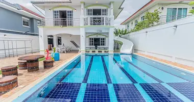 Maison 8 chambres dans Pattaya, Thaïlande