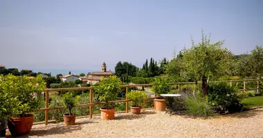 Apartamento 6 habitaciones en Costermano sul Garda, Italia