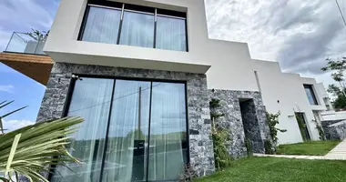 Villa en Polychrono, Grecia