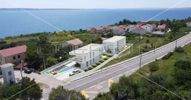 4 room house in Opcina Razanac, Croatia