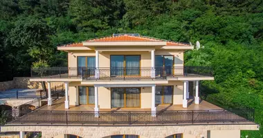 Виллы и Дома в Муо - продажа недвижимости в Черногории