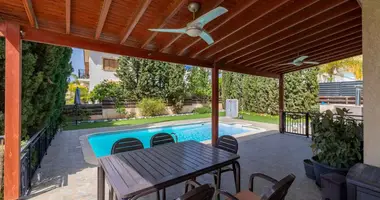 Haus 4 Schlafzimmer in Limassol, Zypern