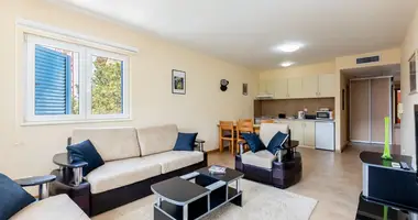 Wohnung 3 zimmer in Becici, Montenegro