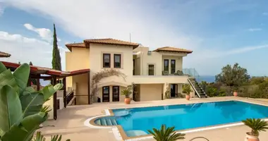 4 bedroom house in Kouklia, Cyprus